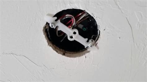 ceiling fan junction box not flush|ceiling fan box not working.